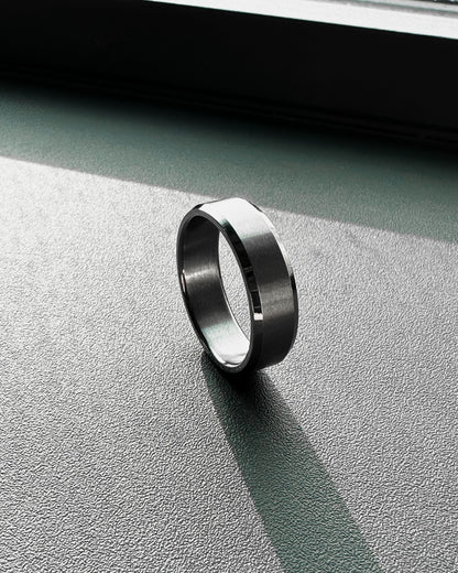 Minimalist Ring