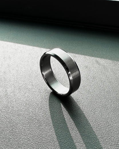 Minimalist Ring