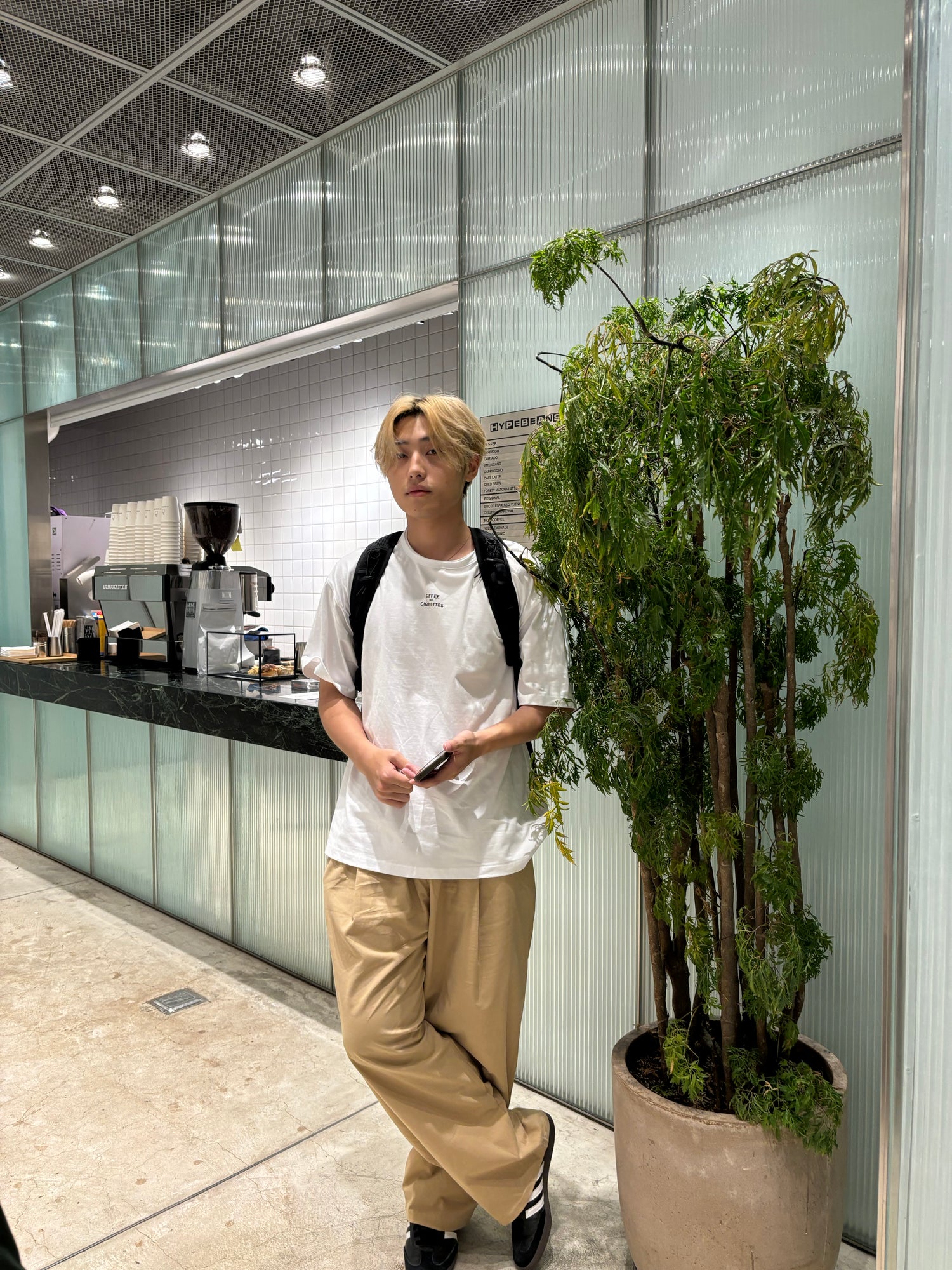 Coffee&amp;Cig短袖白色上衣 男裝衫 