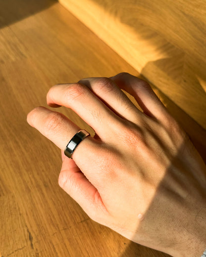 Minimalist Ring