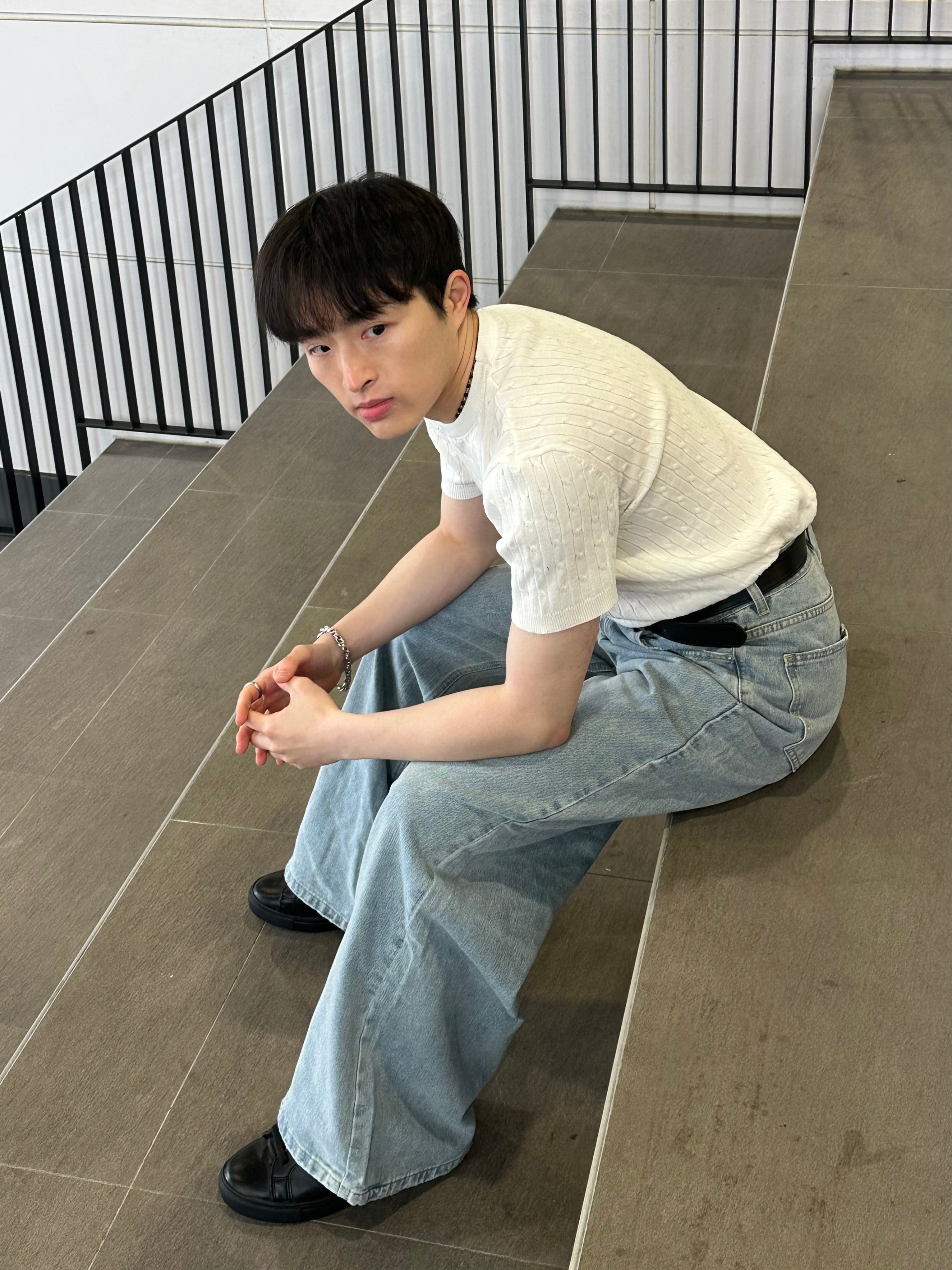 白色麻花短袖上衣 香港男裝