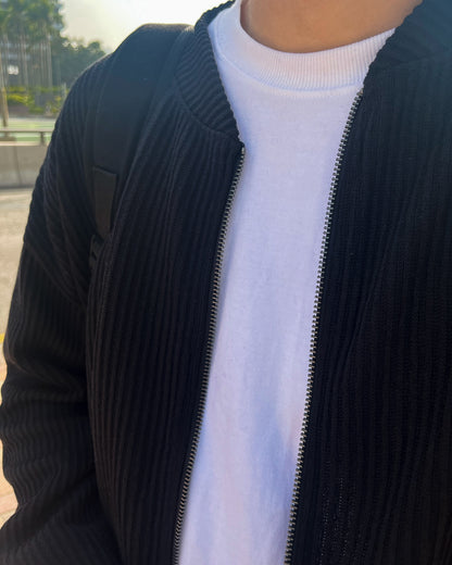 基本款黑色外套