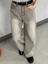 水洗灰色落地牛仔褲