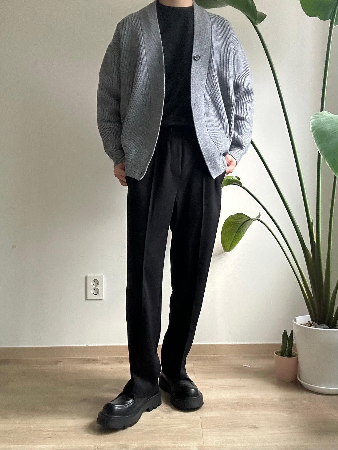 簡約灰色針織外套