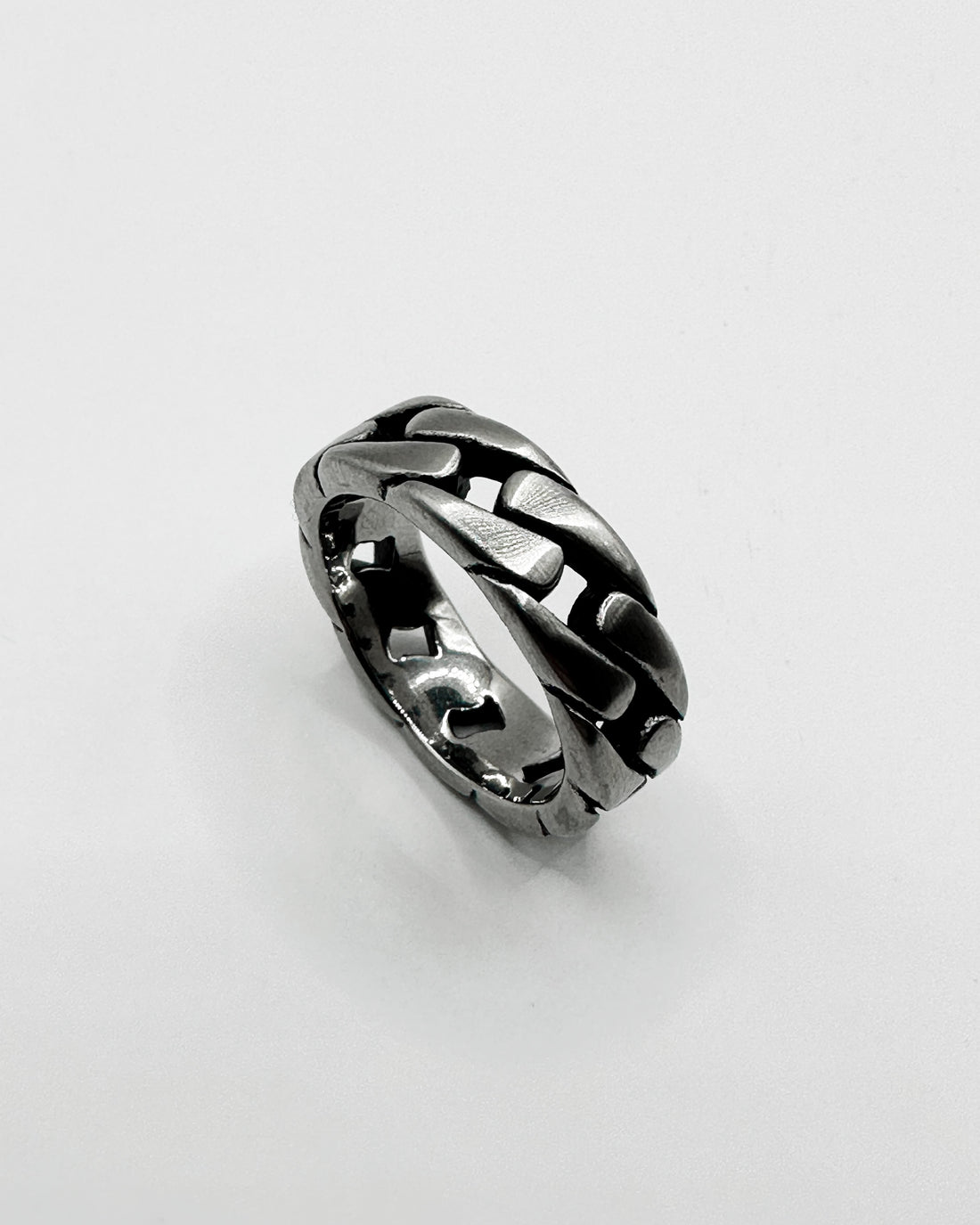 Twisted Ring