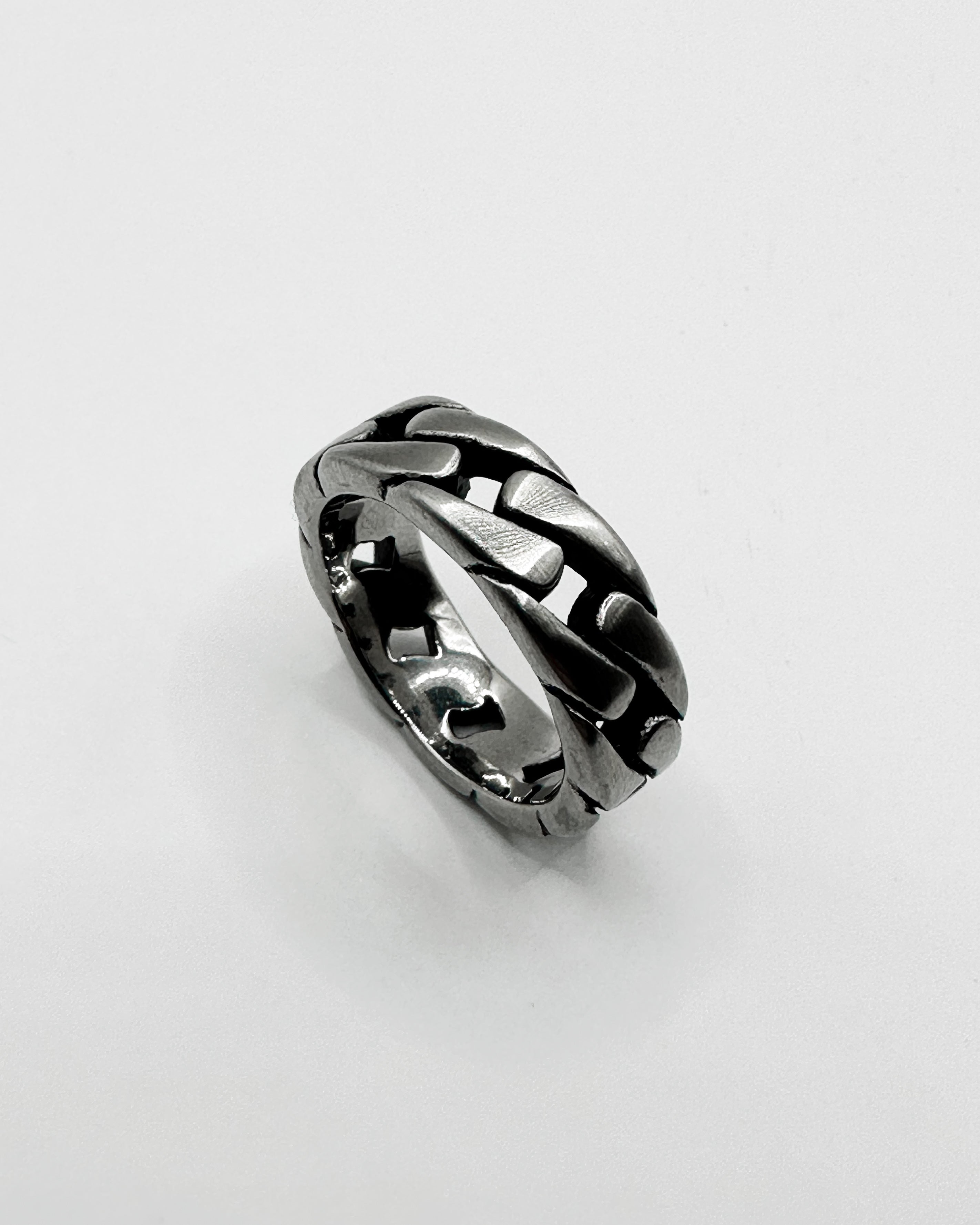 Twisted Ring