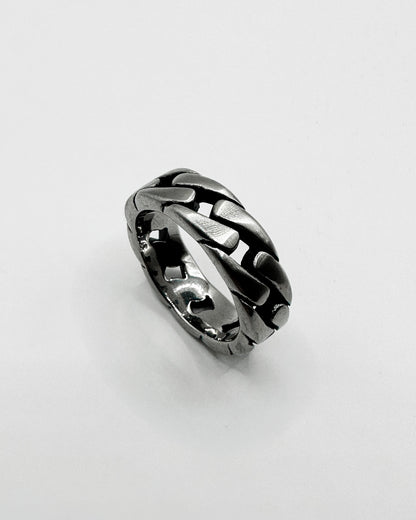 Twisted Ring