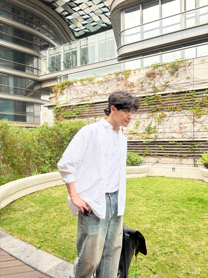 質感淡紋理白色襯衫