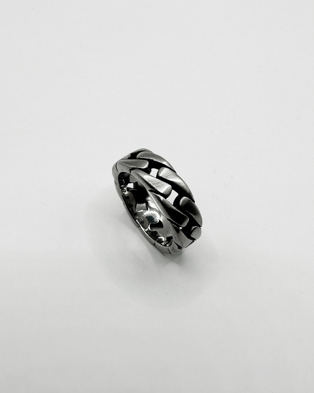 Twisted Ring