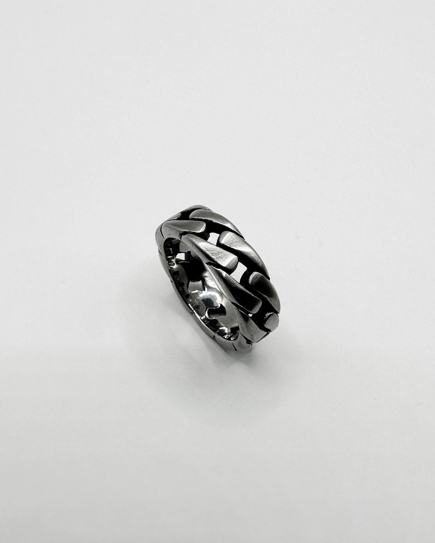 Twisted Ring