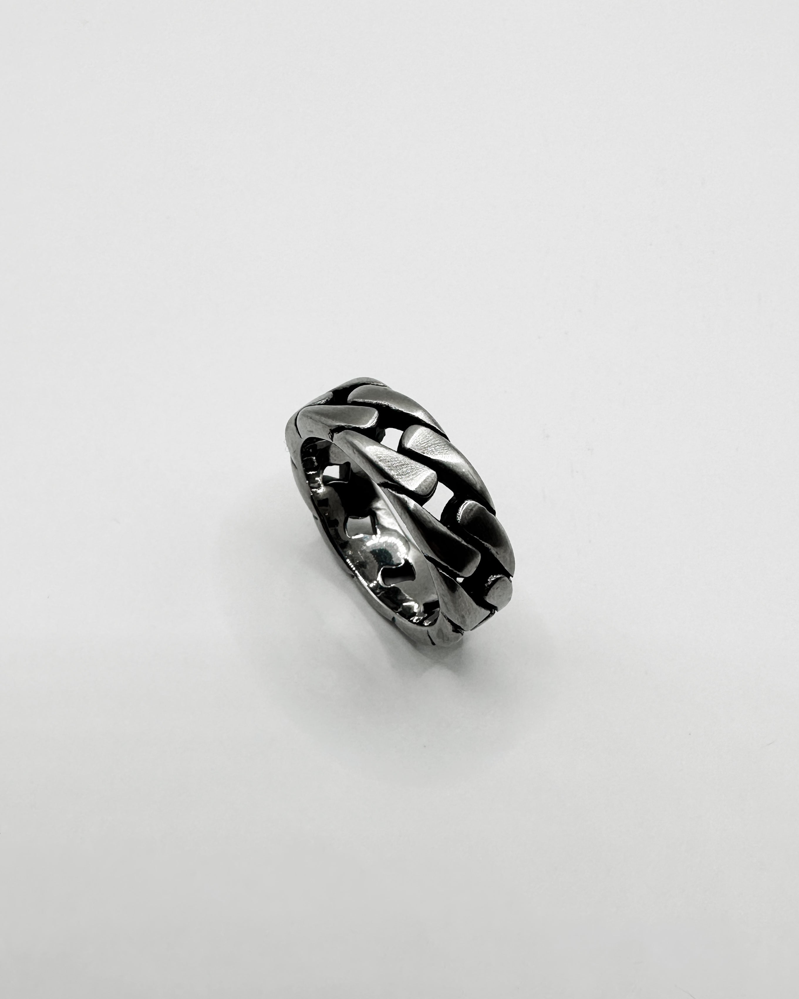 Twisted Ring