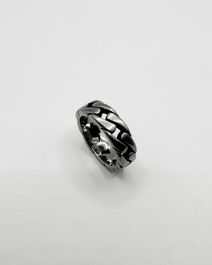 Twisted Ring
