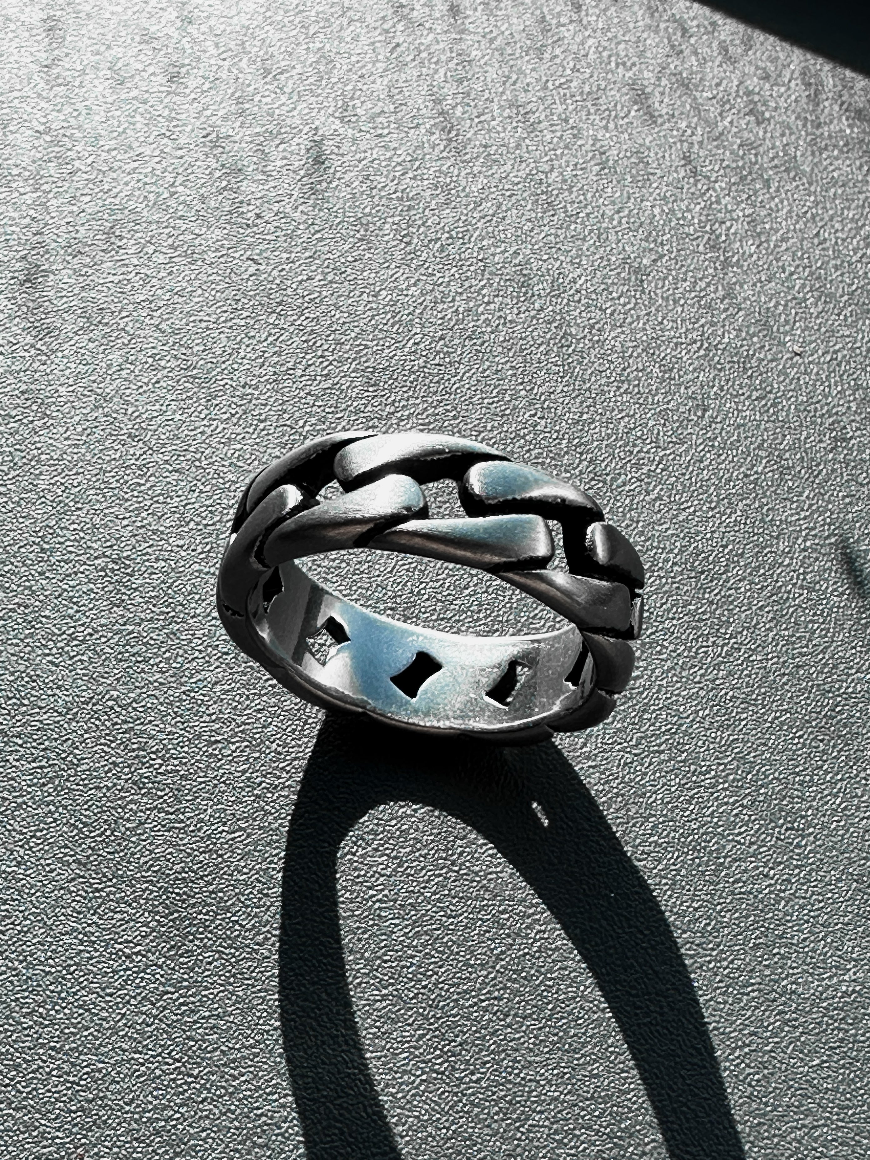 Twisted Ring