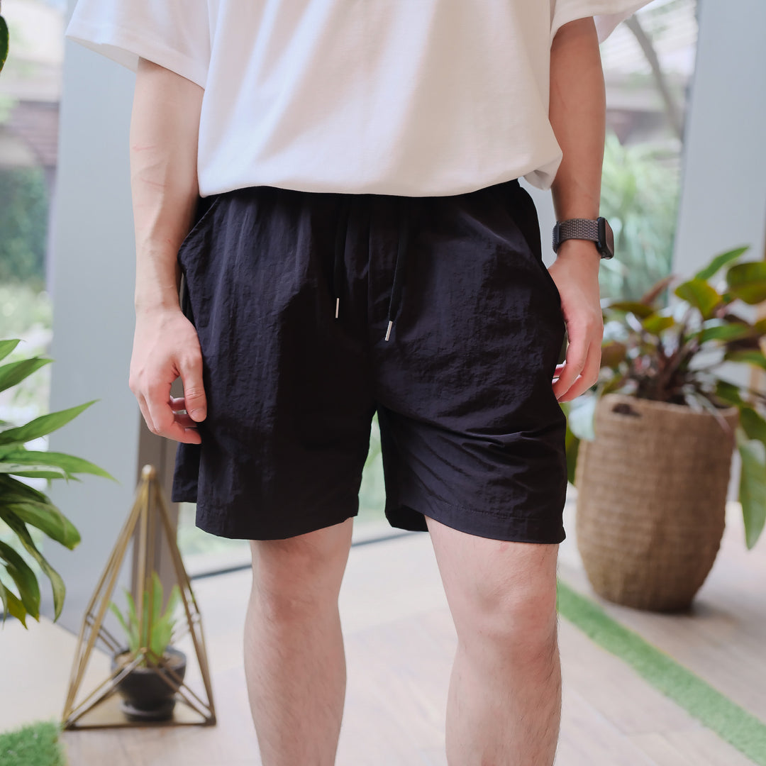 超透氣百搭黑色短褲Daily Nylon Black Shorts-韓國男裝