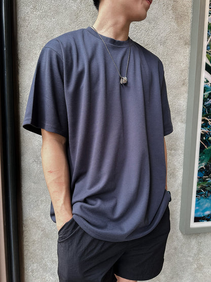 休閒基本款上衣