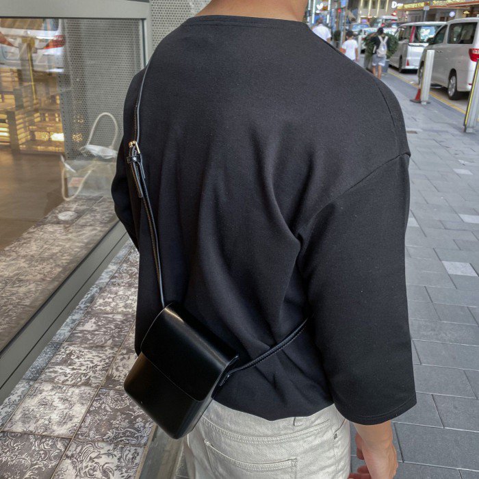 韓國男裝－ 皮面側肩袋