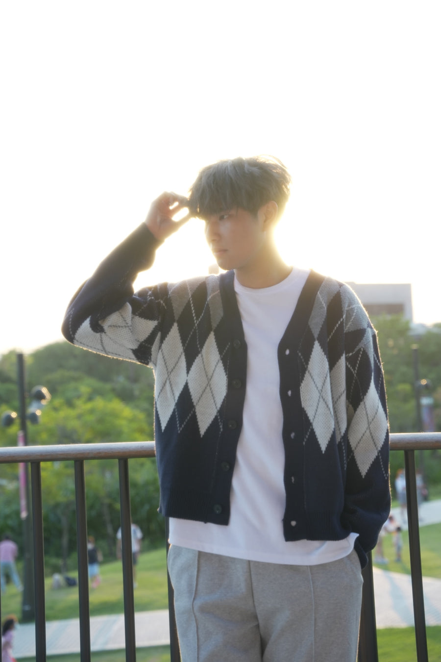 混色菱格紋針織外套Mixed Argyle Knit Cardigan－韓國男裝