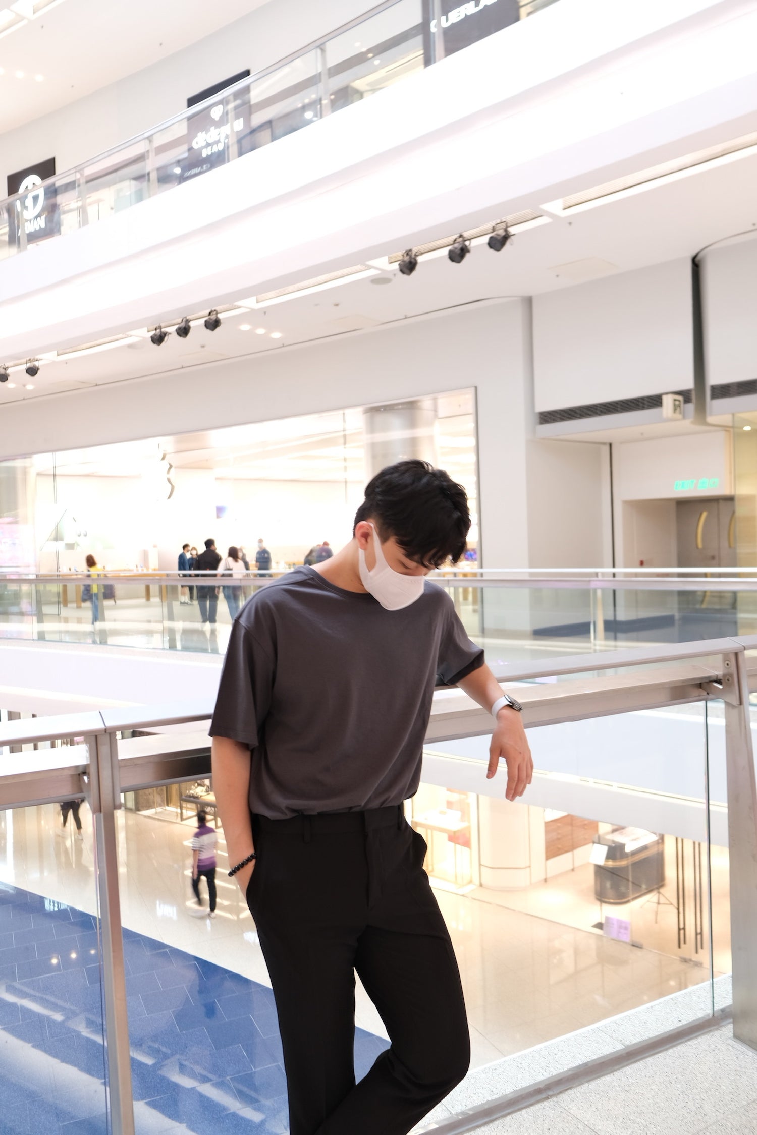 碳灰上衣Dark Grey Basic Top - 179cmhk