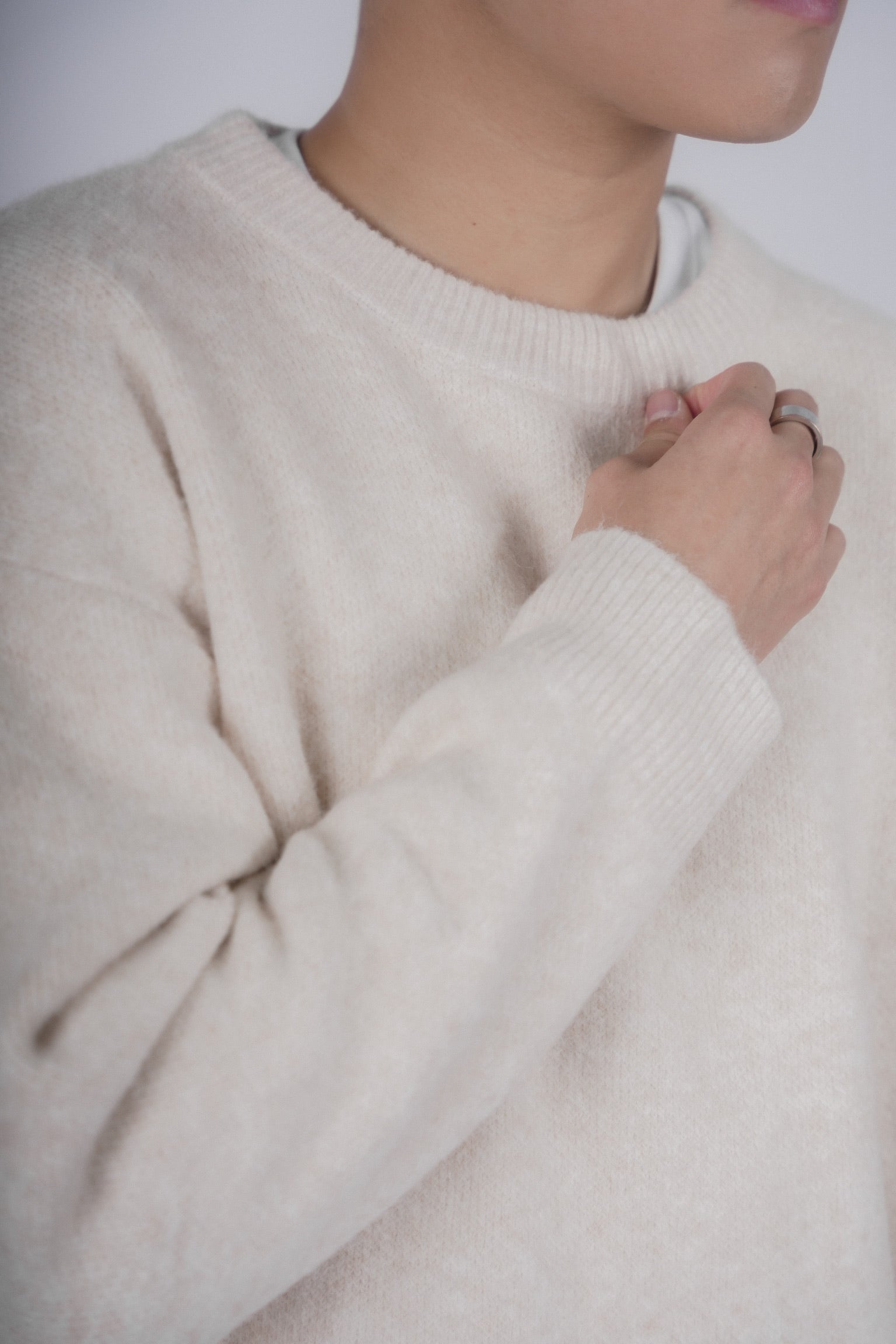 燕麥米色針織上衣Oatmeal Knit Top-韓國男裝