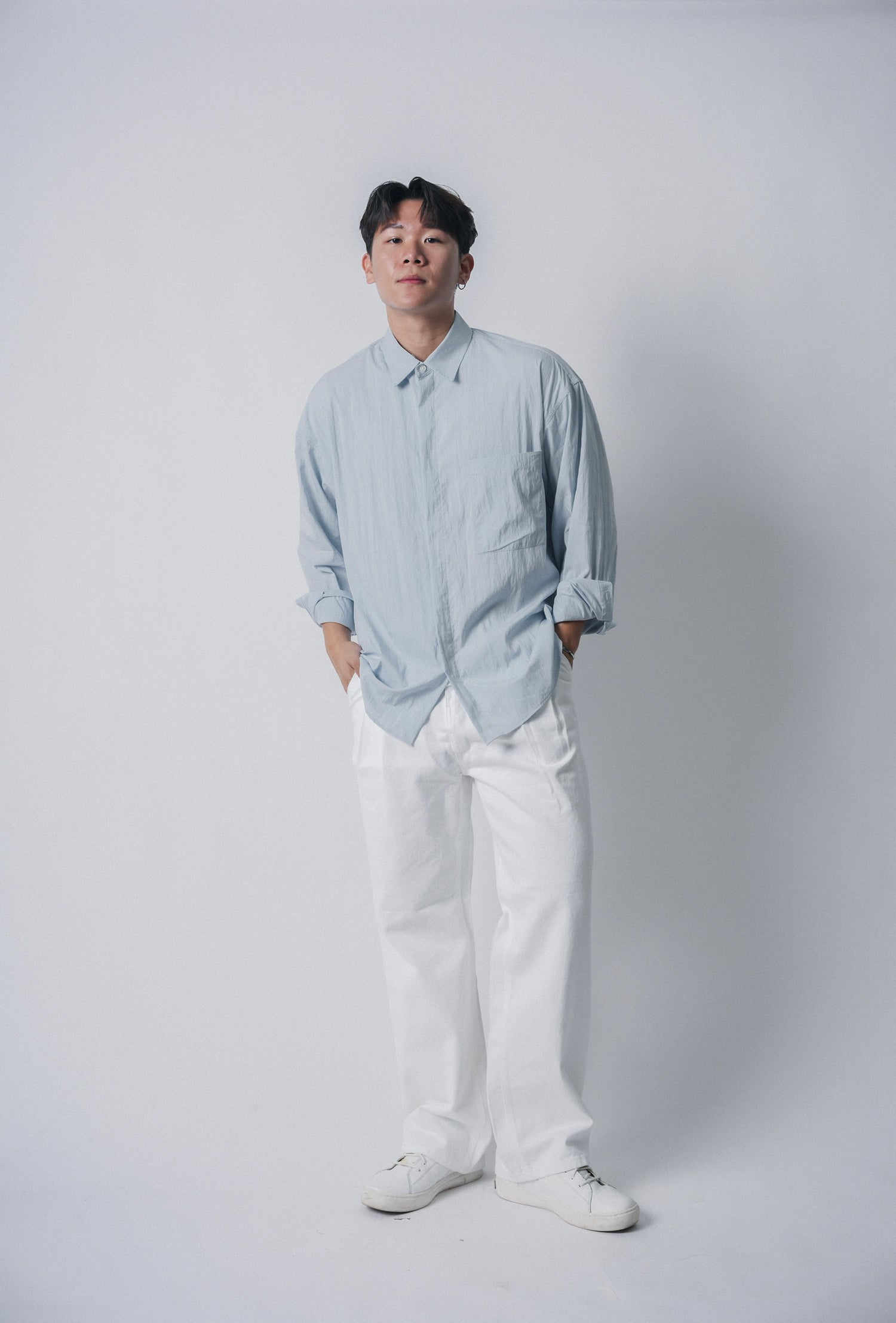 挺身落地牛仔褲