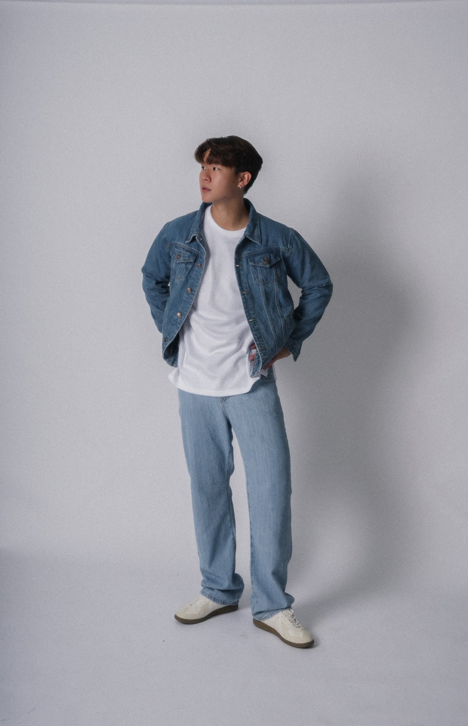 淺藍牛仔褲Light Washed Jeans-韓國男裝