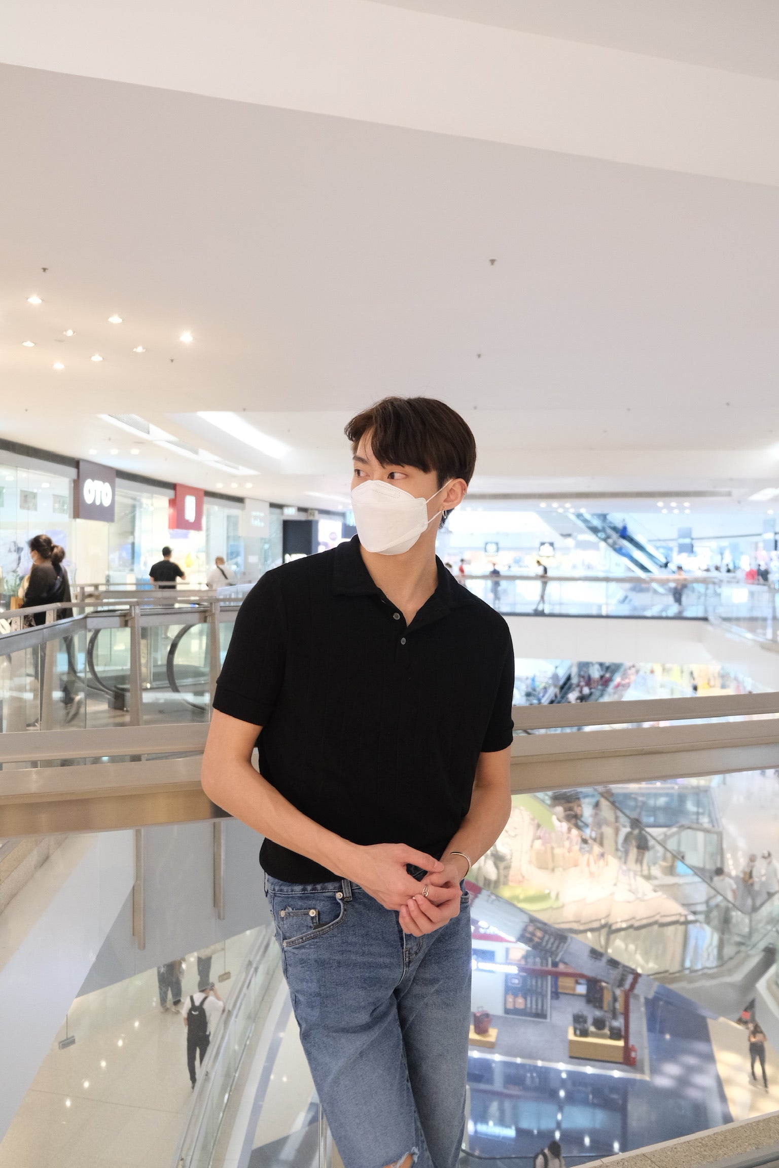 黑色鈕扣上衣Black Button Top - 179cmhk