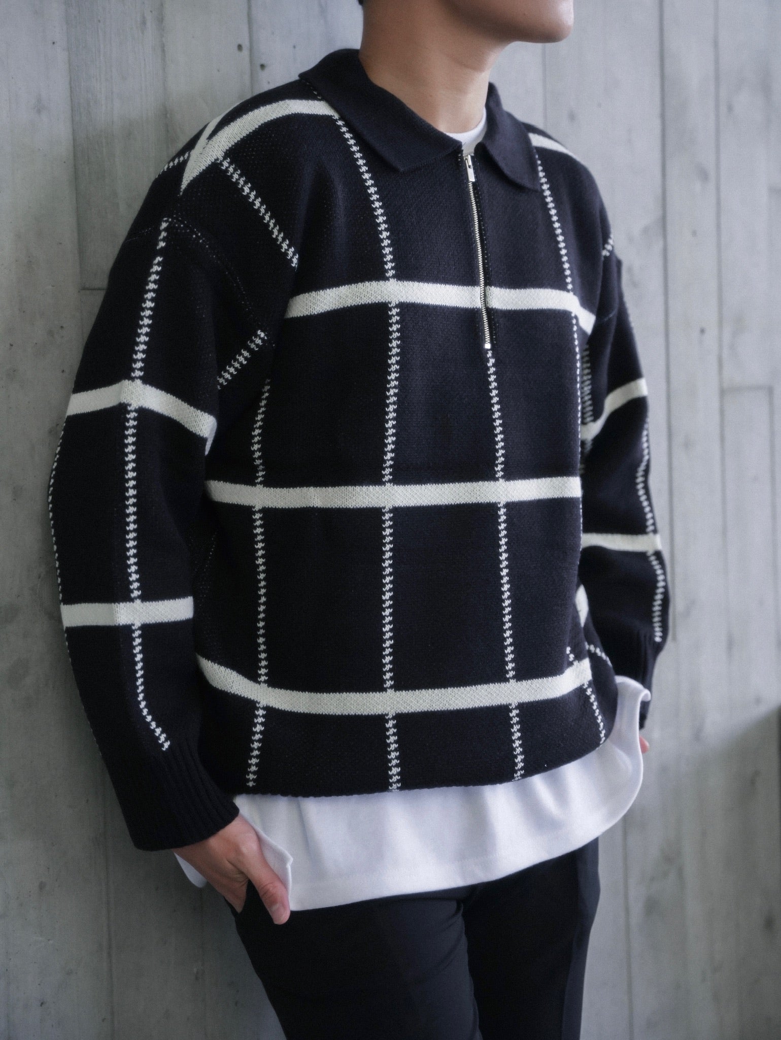 黑色格紋拉鍊上衣Check Zip Jumper in Black－韓國男裝