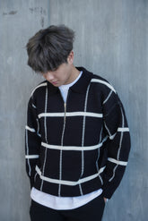黑色格紋拉鍊上衣Check Zip Jumper in Black－韓國男裝