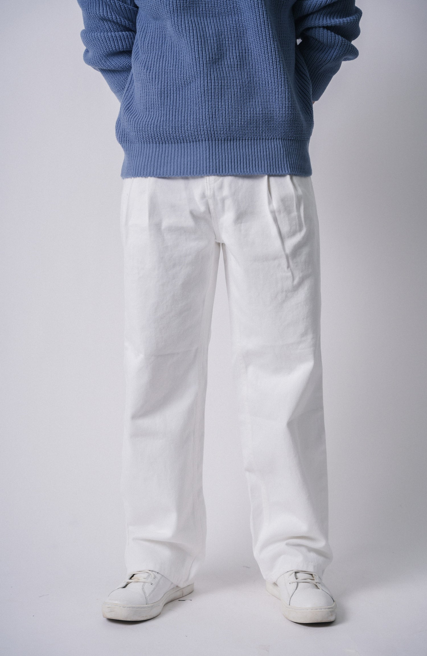 挺身落地牛仔褲