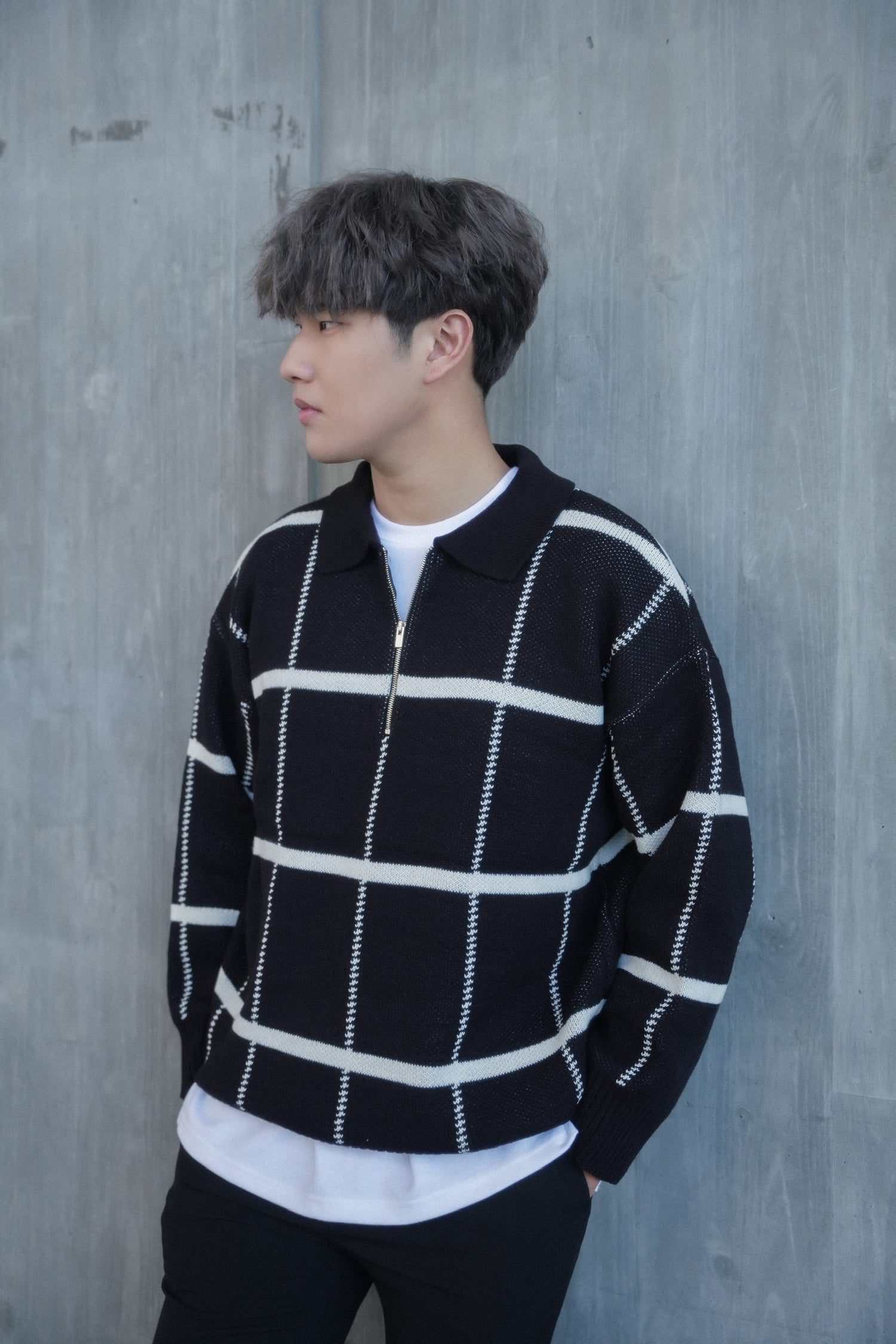 黑色格紋拉鍊上衣Check Zip Jumper in Black－韓國男裝