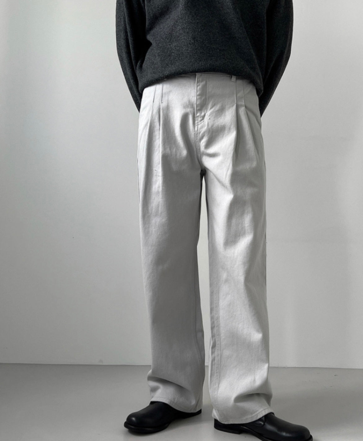 挺身落地牛仔褲