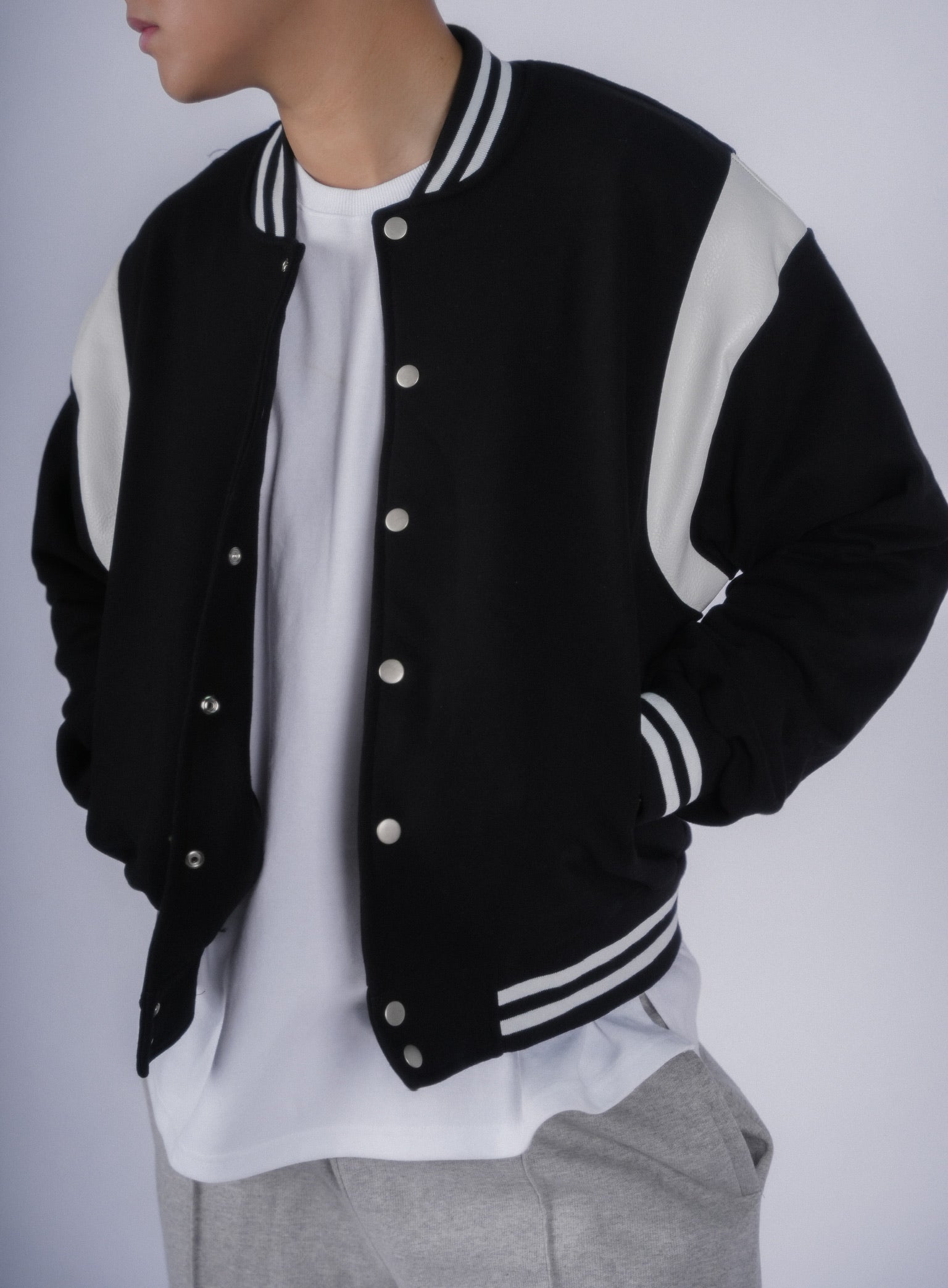 黑色棒球褸