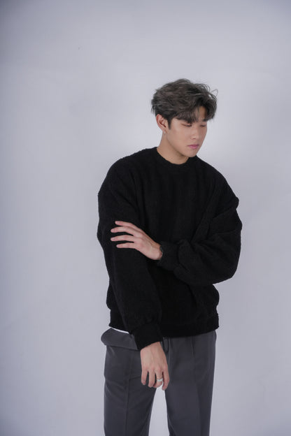 黑色毛毛上衣Fluffy Black Top-韓國男裝